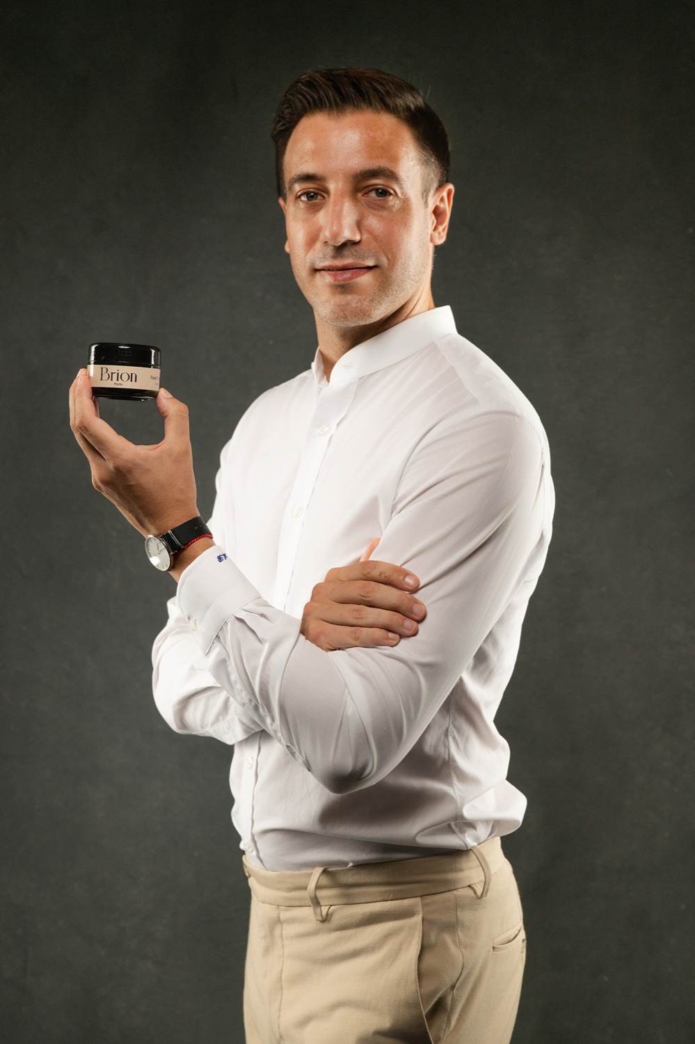 Albin Brion holding a 3D scan device at his atelier